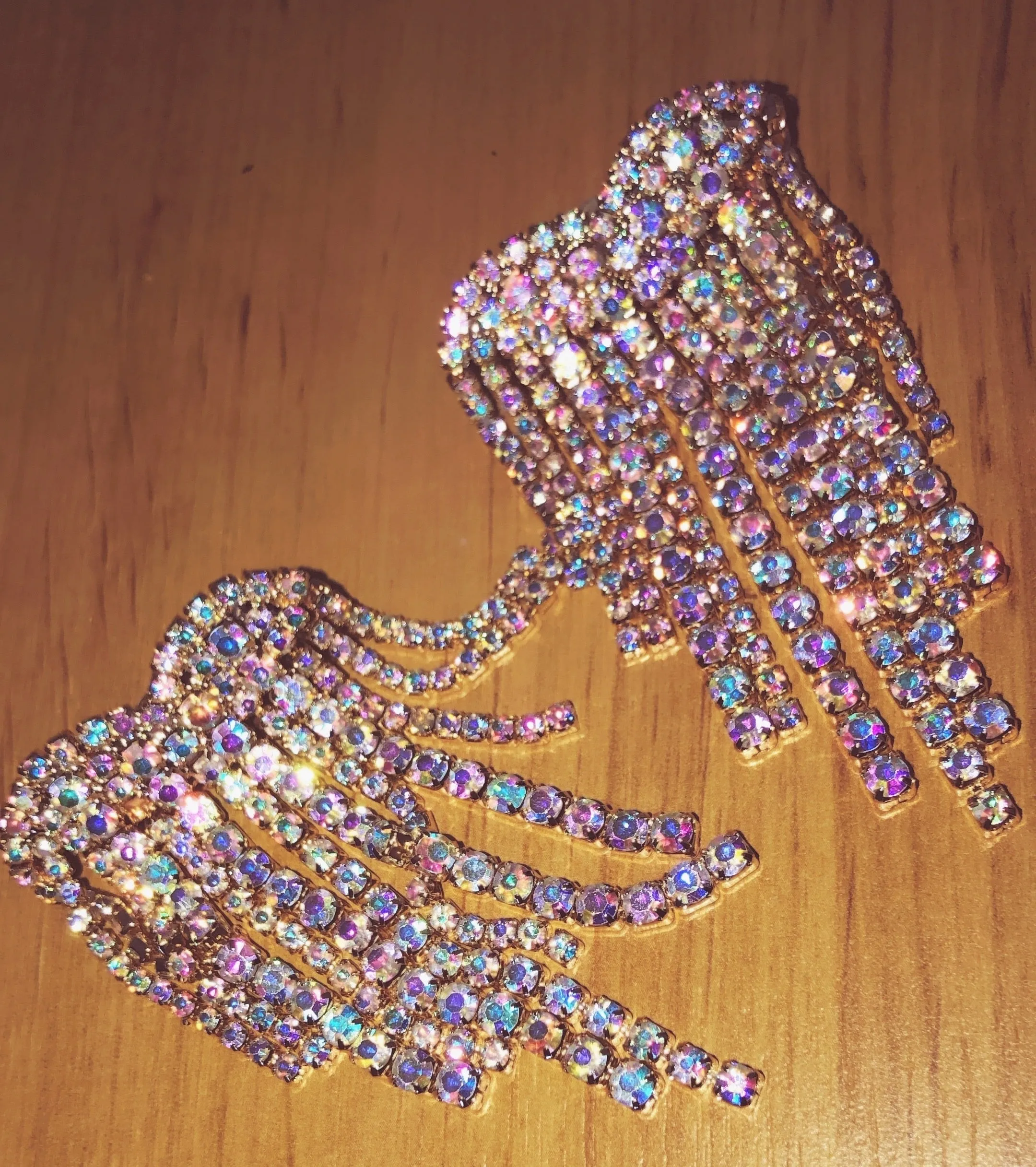 BIG HEART DROP EARRINGS