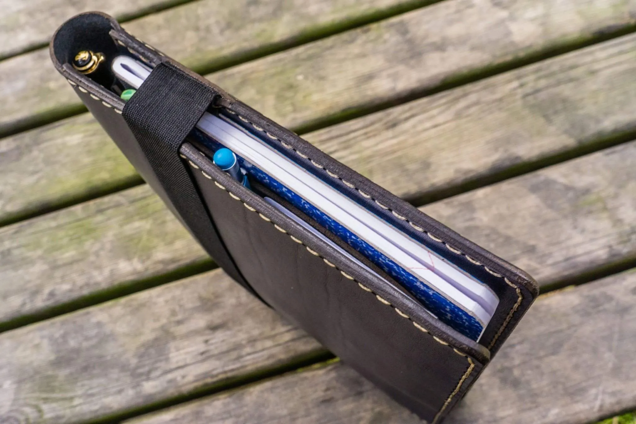 iPad Air/Pro & Extra Large Moleskine Cover - Navy Blue