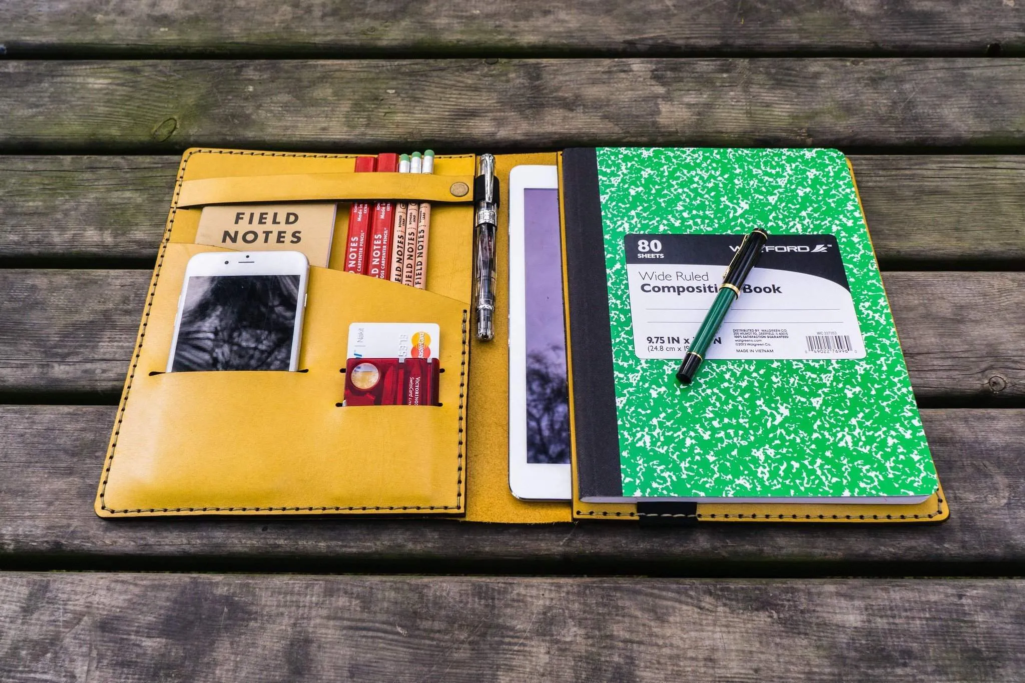 iPad Air/Pro & Extra Large Moleskine Cover - Yellow