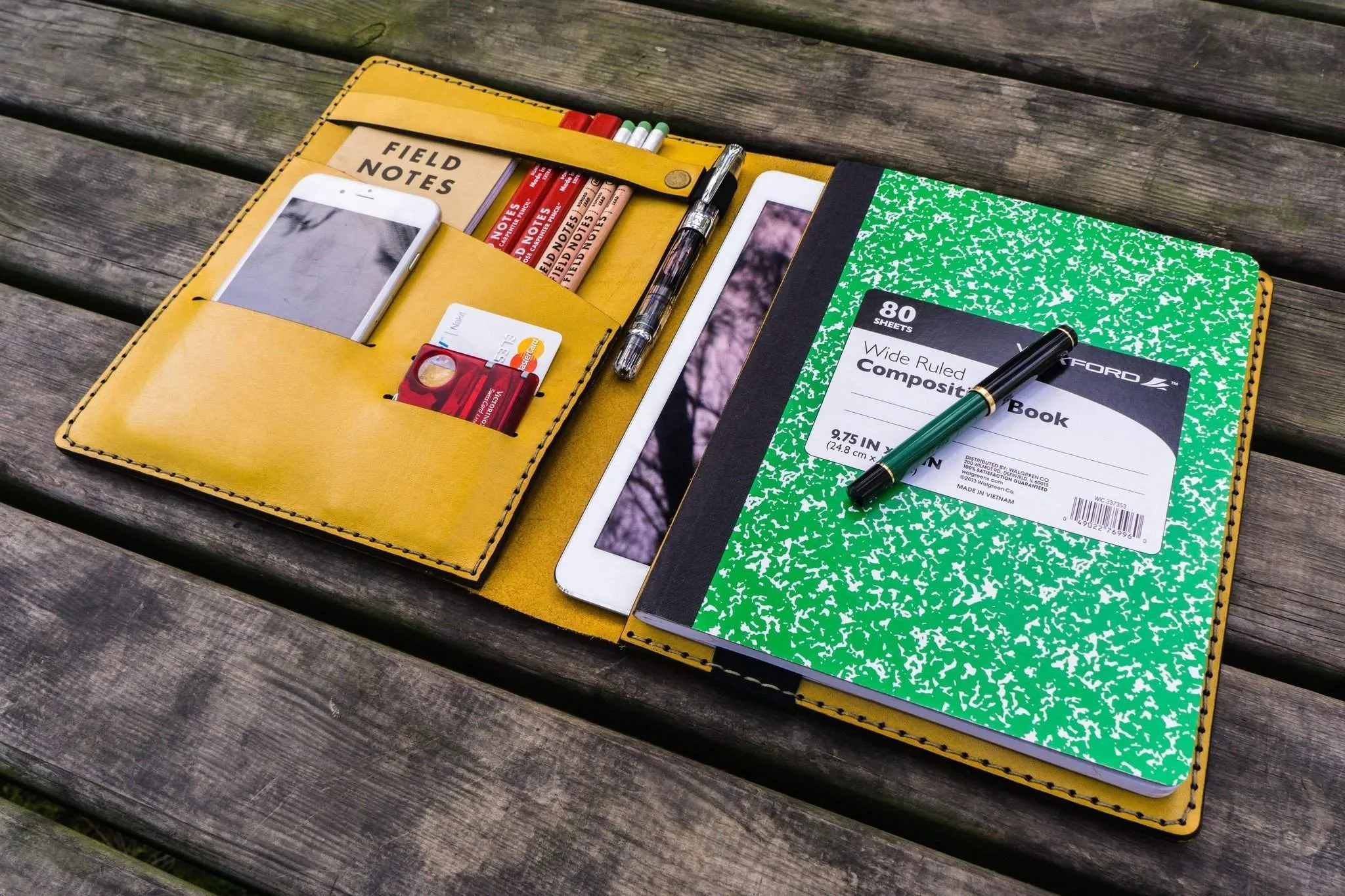 iPad Air/Pro & Extra Large Moleskine Cover - Yellow